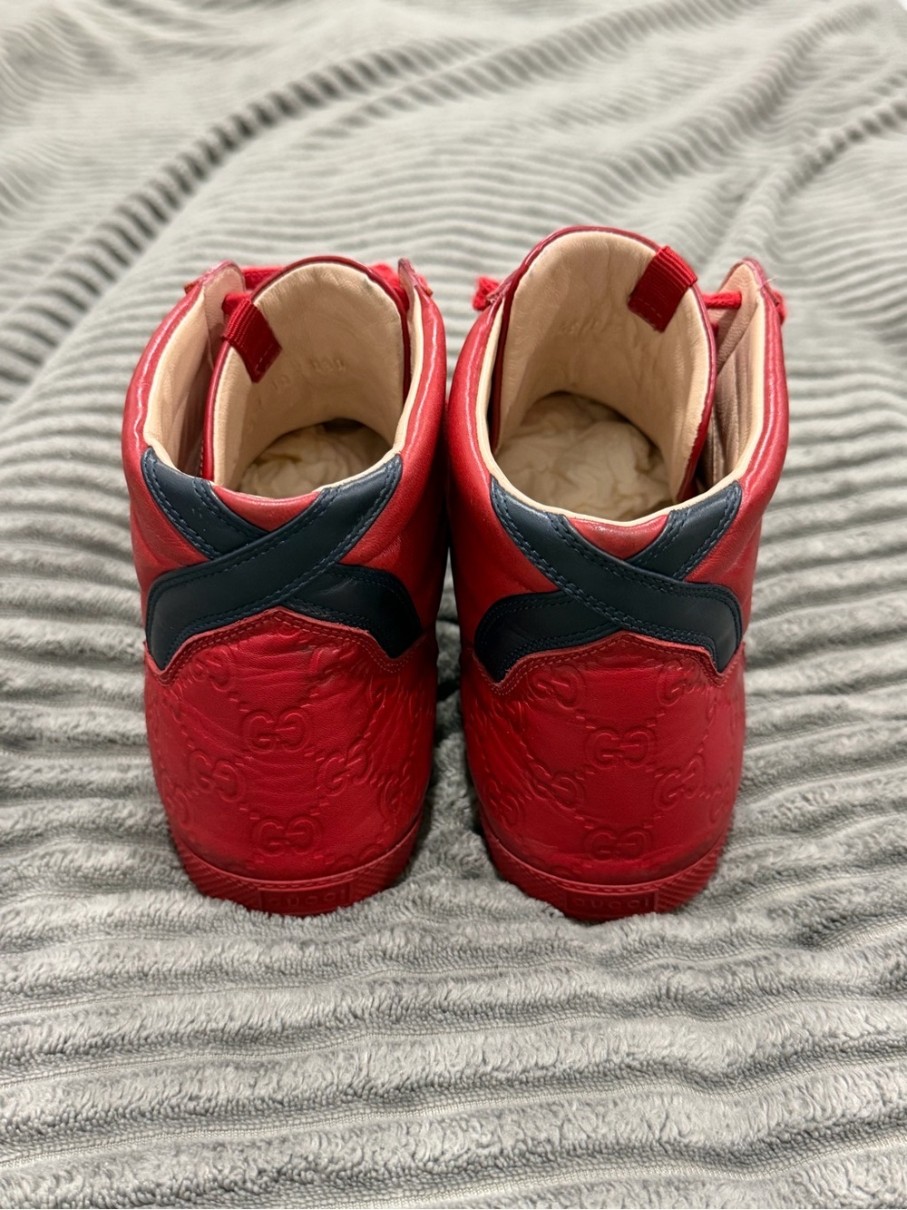 100% Authentic Gucci Red Men's High-Top Embossed Leather Sneakers - Picture 5 of 7